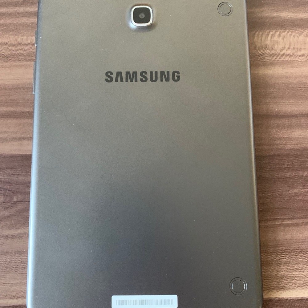 Samsung Tablet - Picture 6 of 6